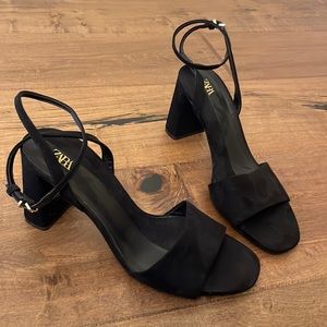 Zara Black Suede Strappy Heels (Size 10 US, 41 EU)